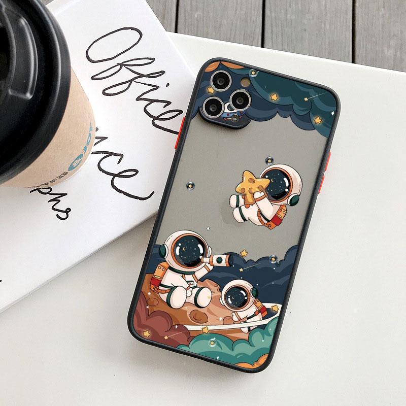 Cartoon Outer Space Astronaut Planet Phone Cases For iPhone 16 11 12 14 13 Pro Max 15 Plus 7 8 Plus SE2 X XR XS Shockproof Cover