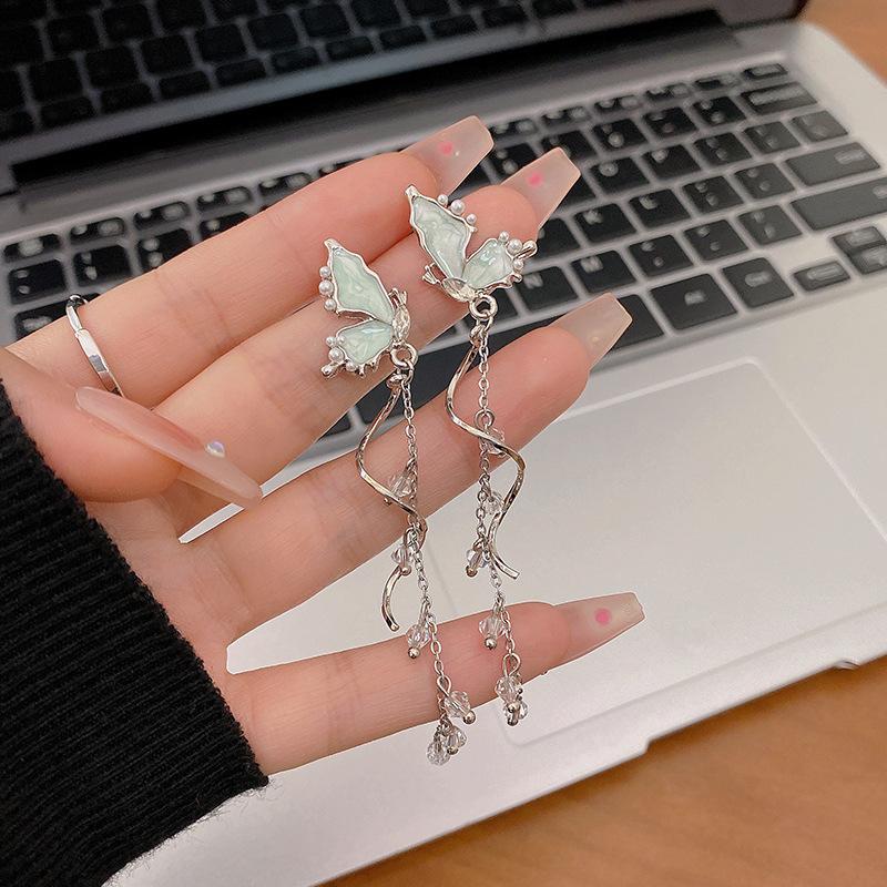 S Silver Needle Butterfly Tassel Earrings Women's Light Luxury Design Earrings Retro Super Immortal New Earrings