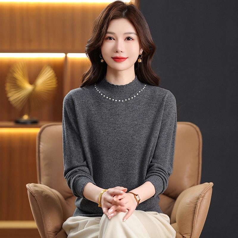 Women's 100% Wool Rhinestone Semi-High Neck Sweater – Fashionable Knitted Base Shirt for Autumn and Winter, Ideal for Middle-Aged and Elderly Mothers