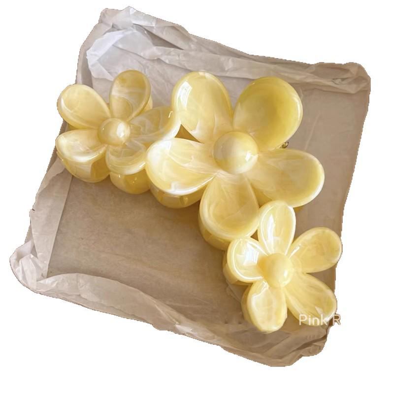 Korean-Style Milky Yellow Ombre Polka Dot Sunflower Claw Hair Clip