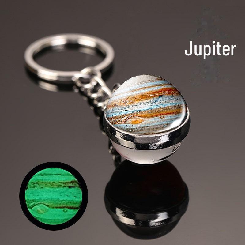 Oboustranná křišťálová galaktická klíčenka s designem planet a měsíce