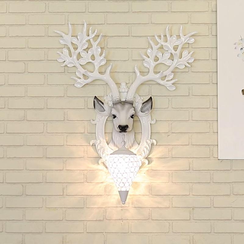 Vintage Wall Lamp Creative Deer Head Living Room Wall Hanging Lamp Bedroom Hallway Crystal Lamp
