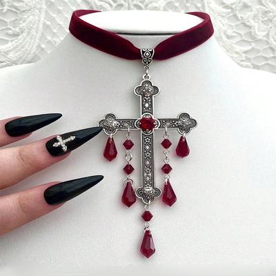 Náhrdelníky a přívěsky – Náhrdelníky
