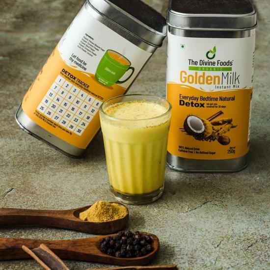 The Divine Foods Organic Golden Milk Latte,Natural Detox Drink Dnd,Haldi Milk,Antioxidant & Anti-Inflammatory High Curcumin,56 Sachets,(250 Gm,Powder)