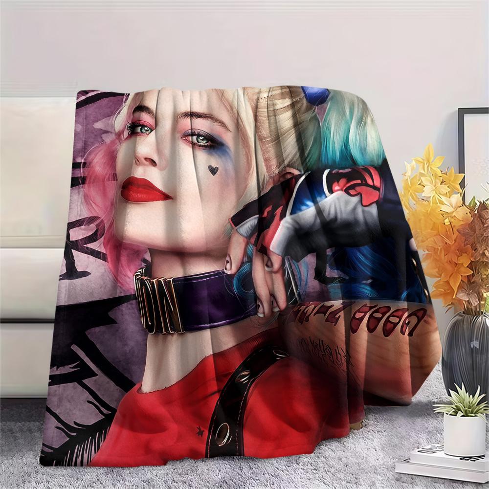 Joker and Harley Quinn Flannel Blanket, Warm Comfortable Throw for Home Decor, Ideal Gift for Superhero Movie Fans