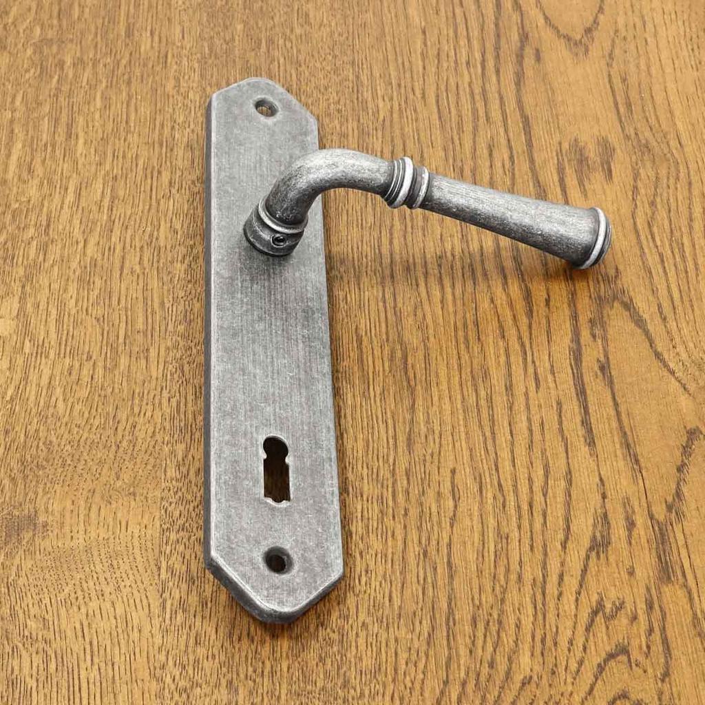 HAMILTON door handle with key plate 72mm ANTIQUE NICKEL