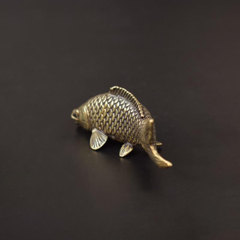 Retro Brass Carp Fish Figurine Miniature Tea Table Pet Small Ornament Copper Animal Feng Shui Crafts Home Decoration Accessories