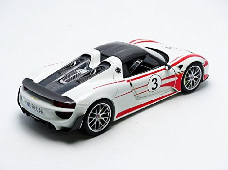 Minichamps scale Porsche 918 Spyder 2013 Weissach Package 1/18 "SALZBURG"