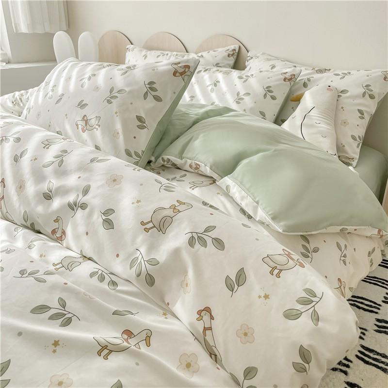 Cartoon Fresh Cotton Bedding Set 133x72 Thread Count Dorm