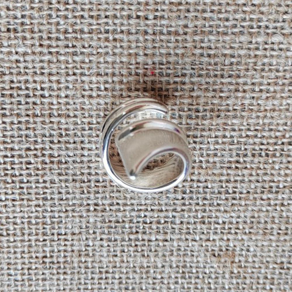 The Best-selling Irregular Retro Style Ring of 2026, Suitable As a Jewelry Gift for Couples