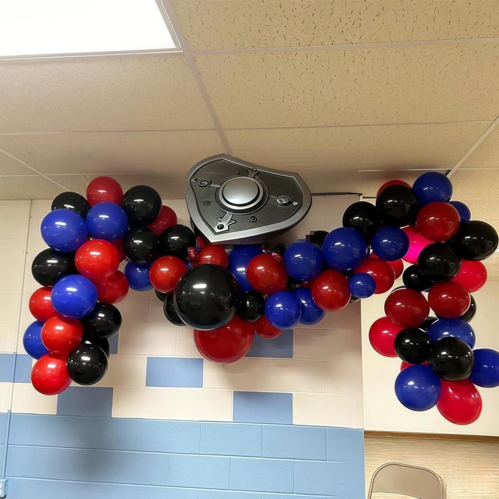 Red and Blue Themed Latex Balloon Children's Birthday Party Scene Decoration