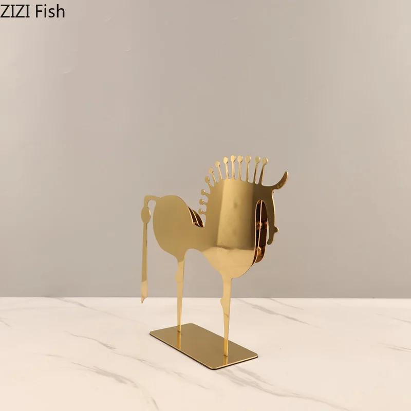Abstract Golden Horse Metal Animal Sculpture Desk Decoration Ornaments Modern Crafts Creative Animal Statue Room Aesthetic Decor