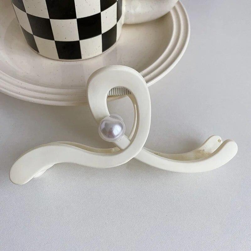 Pinces à cheveux vintage à motif géométrique creux, style crabe et requin, accessoires pour cheveux de fête pour femmes