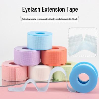 Verschiedene Modelle von reißfestem, atmungsaktivem Wimpernverlängerungsband für Schönheitssalons