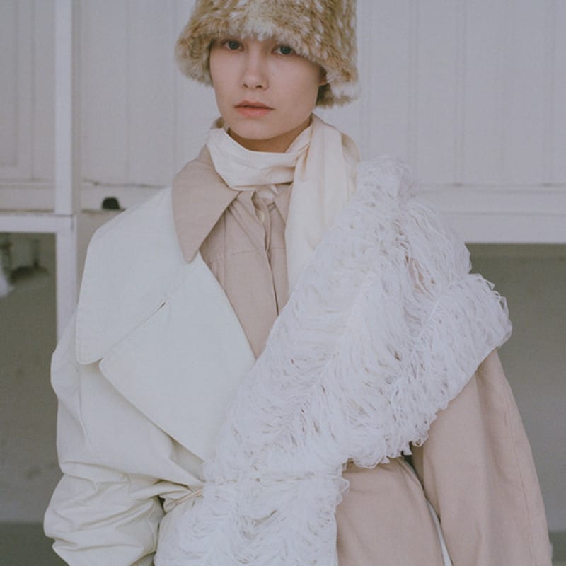 

AWESOME NEEDS FUR LAMPSHADE HAT_BEIGE FREE