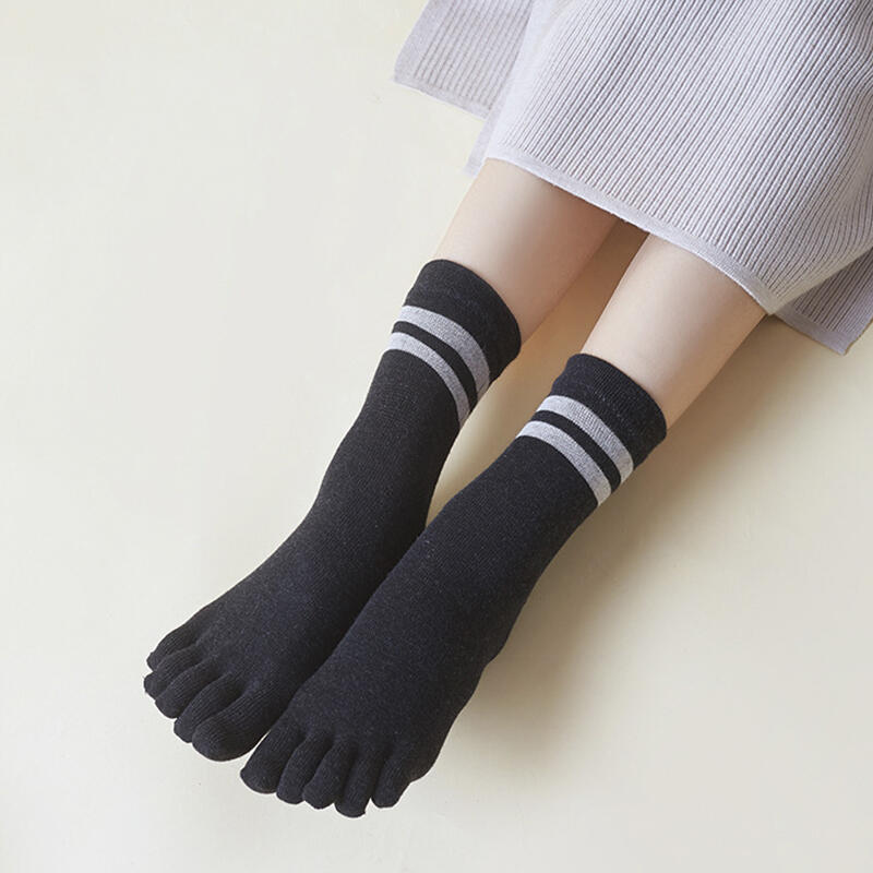 5 Pairs of Women's Cozy Line Toe Socks