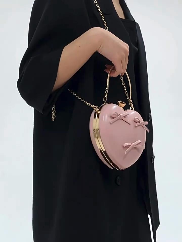 Female Shoulder Bags Advanced Fashion Blue Heart Bow New Trend Sweet Lovely Leisure Trend Solid Color Chain Simple Crossbody Bag AVE