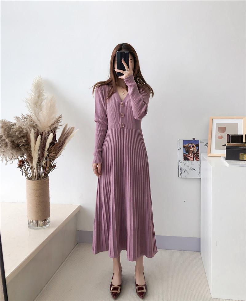 Women's V-Neck A-Line Sweater Dress: Elegant Slimming Knit for Autumn/Winter 2026