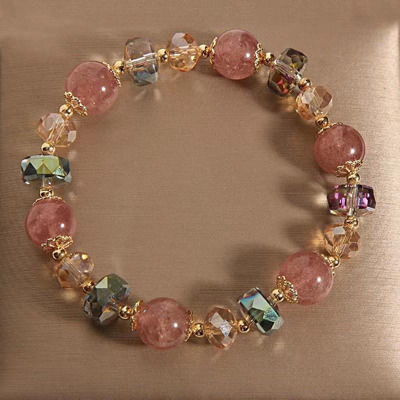 

Summer Strawberry Quartz Beaded Bracelet for Women - Fashionable Live Stream Style with Floral Beads