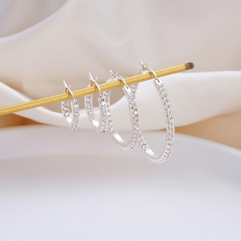 Zirconia Oval Earrings for Women, Gold & Silver Versatile Luxury Hoops, Fashionable Cross-Border Ear Studs