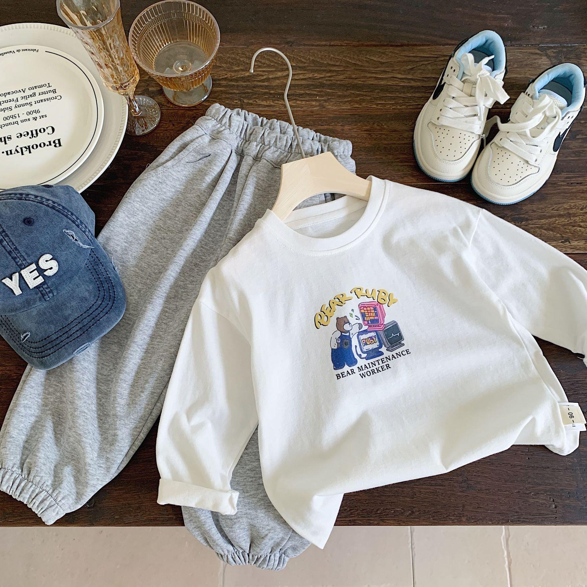 

2024 Новая осенняя футболка с длинными рукавами из чистого хлопка для мальчиков и малышей - Универсальный весенне-осенний топ 90 cm