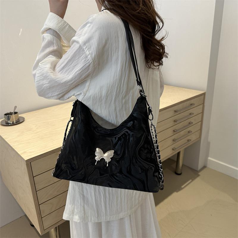 Tote Bag Women's New Large Capacity Commuting Backpack Summer Casual Chain Shoulder Bag Texture Backpack Trendy
