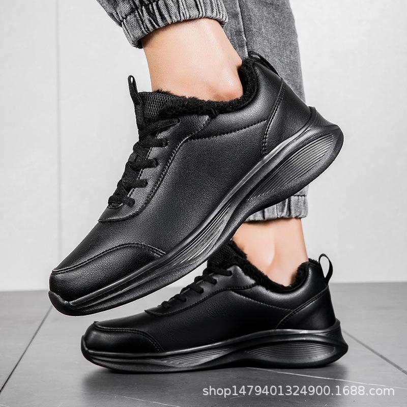 Fiber leather season sports shoes men's soft sole waterproof and non-slip black kitchen work sports shoes new