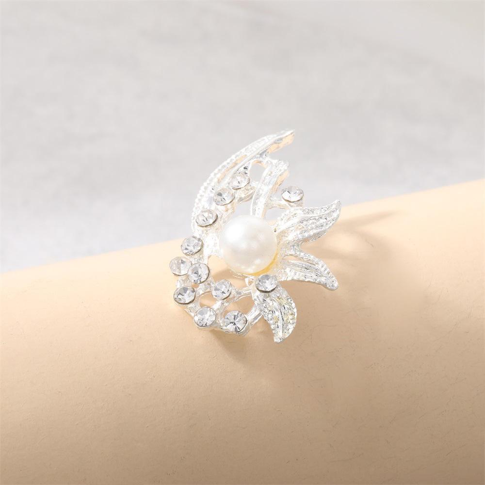 Brooch, Stylish And Elegant Pearl Rhinestone Floral Brooch Accessories