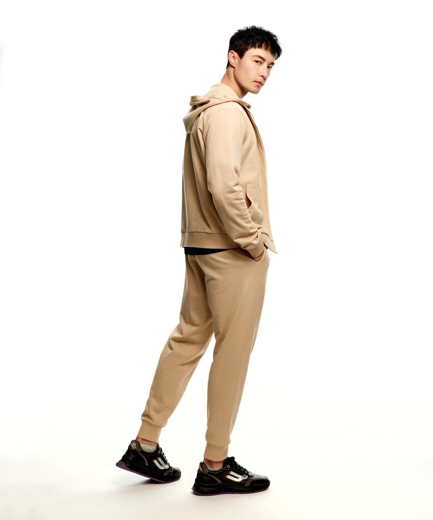 SOLEW Logo Jogger Sweatpants_Beige