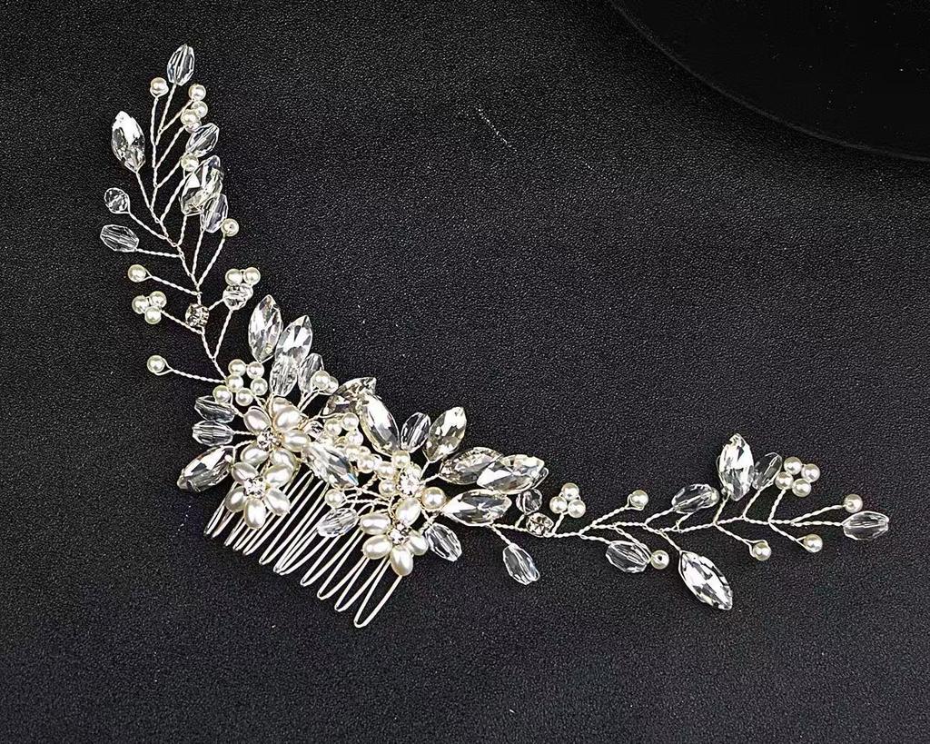 2025 Elegant Wedding Dress Accessories: Handcrafted Rhinestone & Pearl Bridal Hair Comb