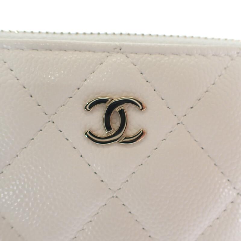 CHANEL  AP3999 Coin case white Women