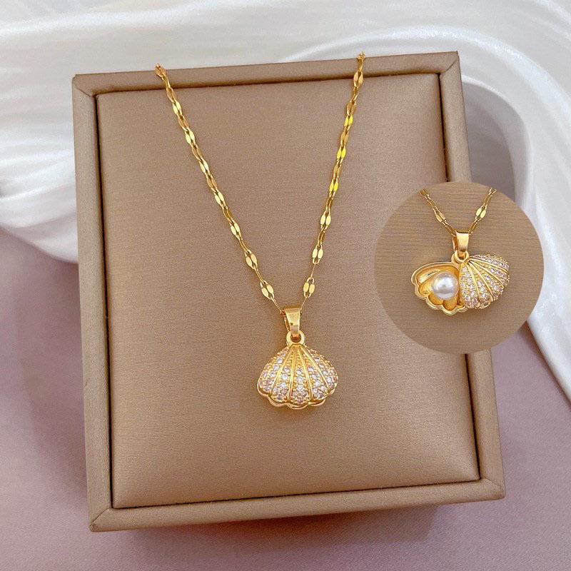 

Luxury Scallop Pearl Necklace: Women s Versatile Clavicle Chain Pendant