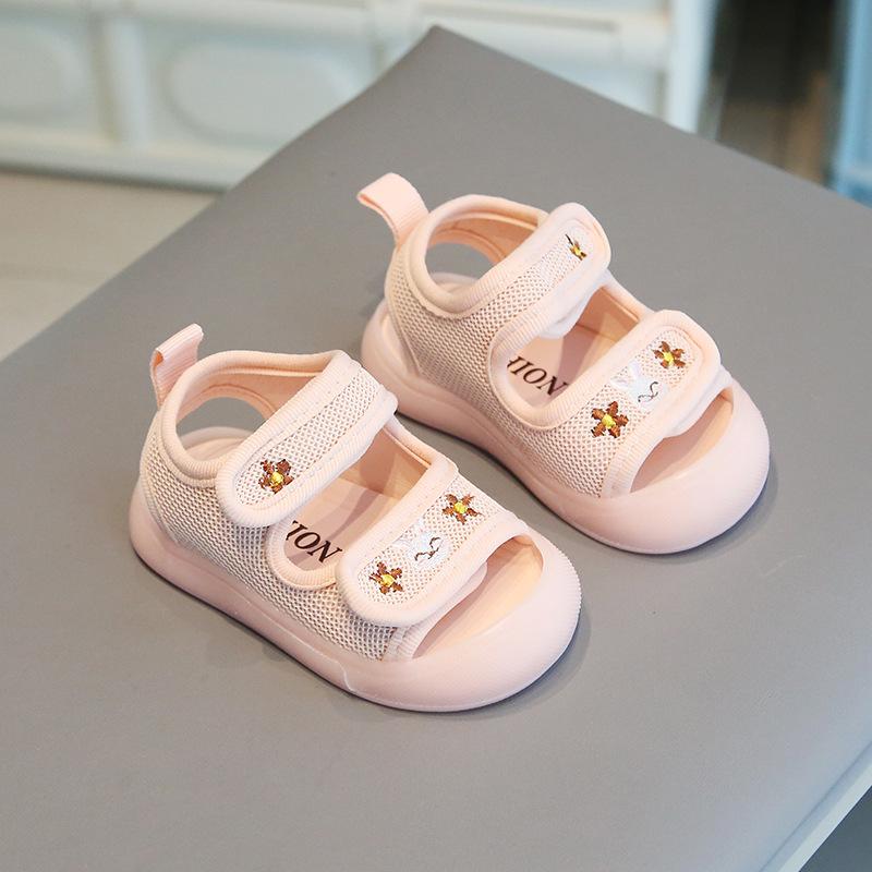 Babystövelskor Tåförsedda Söt Kanin Flickor Strandskor Andningsbara 2025 Sommar Nya Barnsandaler Halkfria Mjuka Broderade