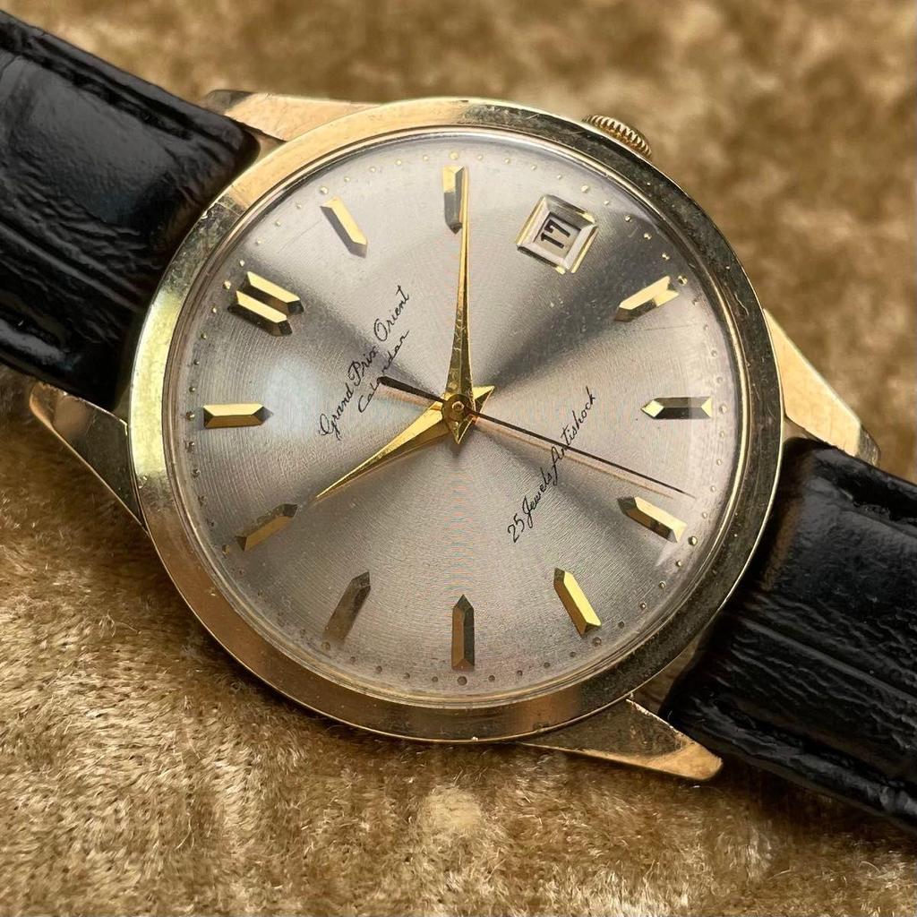 Used Vintage Overhauled Grand Prix Orient Calendar S84063 Hand-wound 25 stones 5ADJUSTED 14K gold-plated record dial
