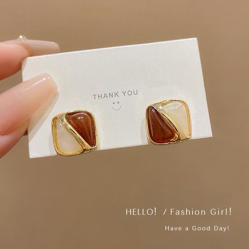 Silver needle pearl earrings retro niche stud earrings femininity earrings