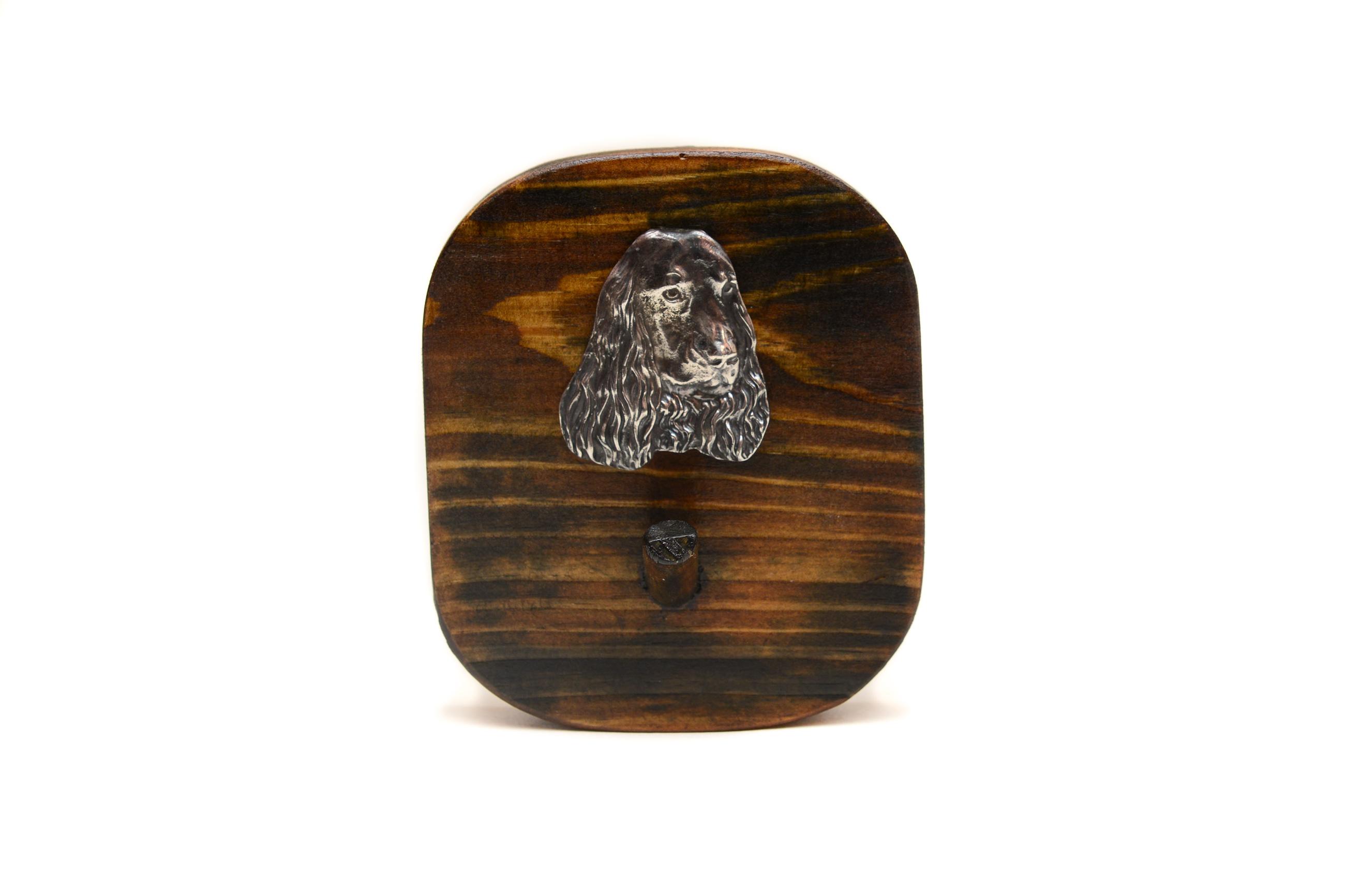 

English Cocker Spaniel I - leash hanger, medal hanger with dog, key hook from Art-Dog brand коричневий