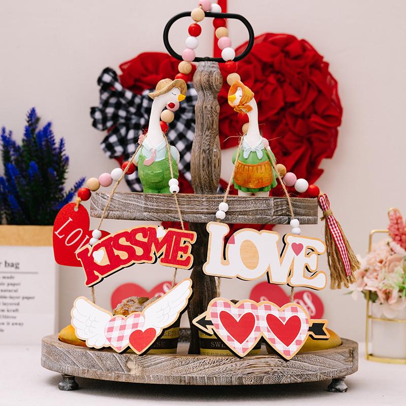 Charming Wooden Love Cupid Hanging Decoration For Romantic Valentine's Day Decor