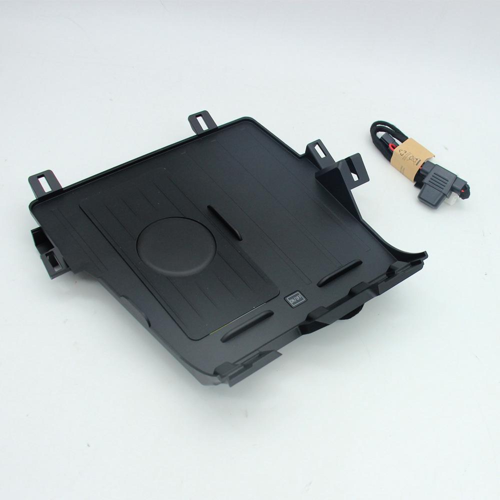 Wireless Magnetic Car Charger Mount for Toyota Sequoia Tundra 3rd Gen '22-'23 with Auto-Sensing