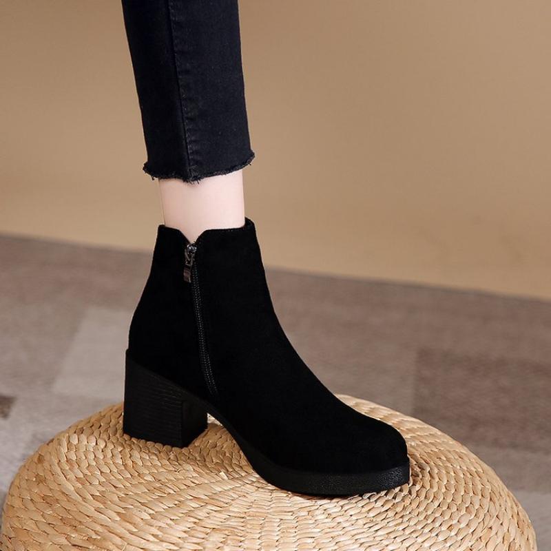 Women's Autumn and Winter  New Fashion Solid Temperament Ankle Boots Round Head Square Heel Slip on Solid Casual Boots Size