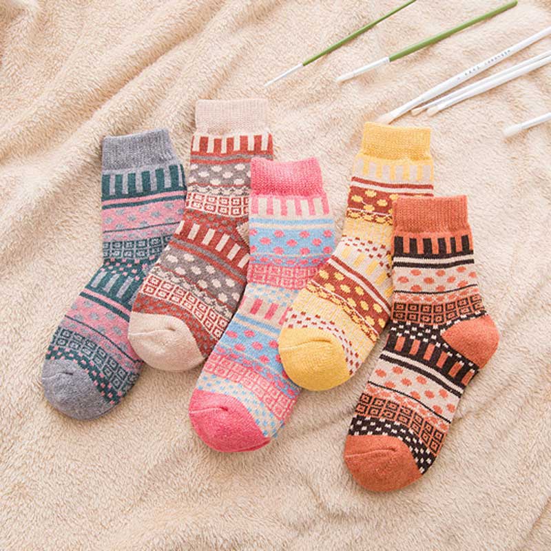 

Женщины Теплые носки Толстый Трикотаж Шерсть Мягкие Смешные Носки Винтаж Мода Национальный Стиль Зимние Термо Носки