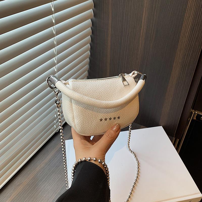 

Niche French hand carry Korean saddle bag 2024 new summer casual simple retro shoulder casual messenger bag білий