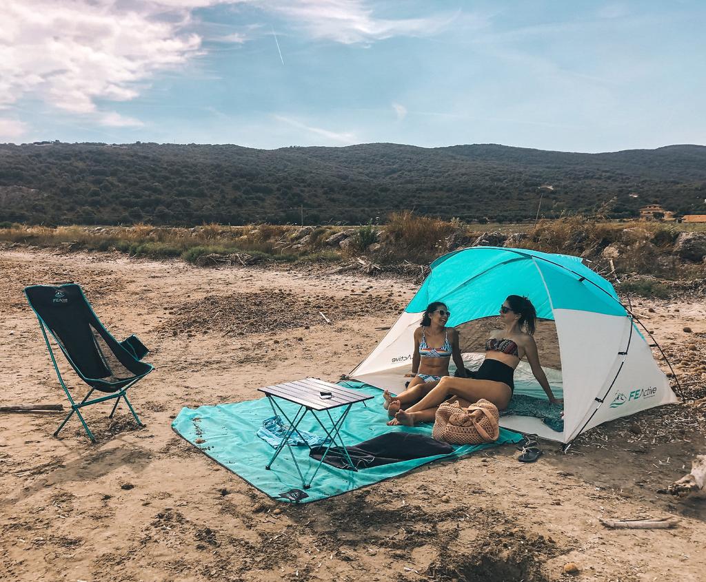 Large shade beach tent