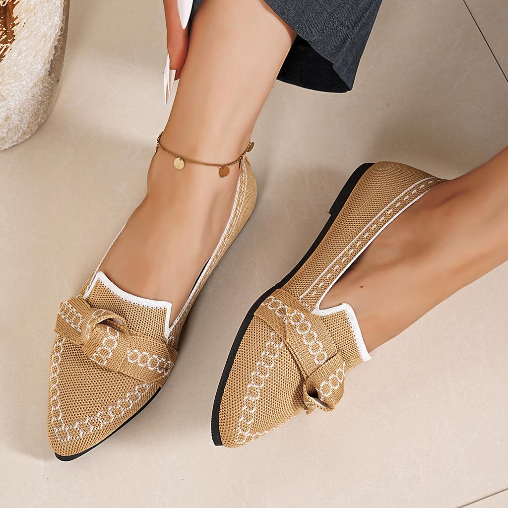 Fashion 2025 New Women Flats Comfortable Solid Color Shoes Women Knitted Breathable Loafers Casual Pointed Toe Walking Sneakers Women