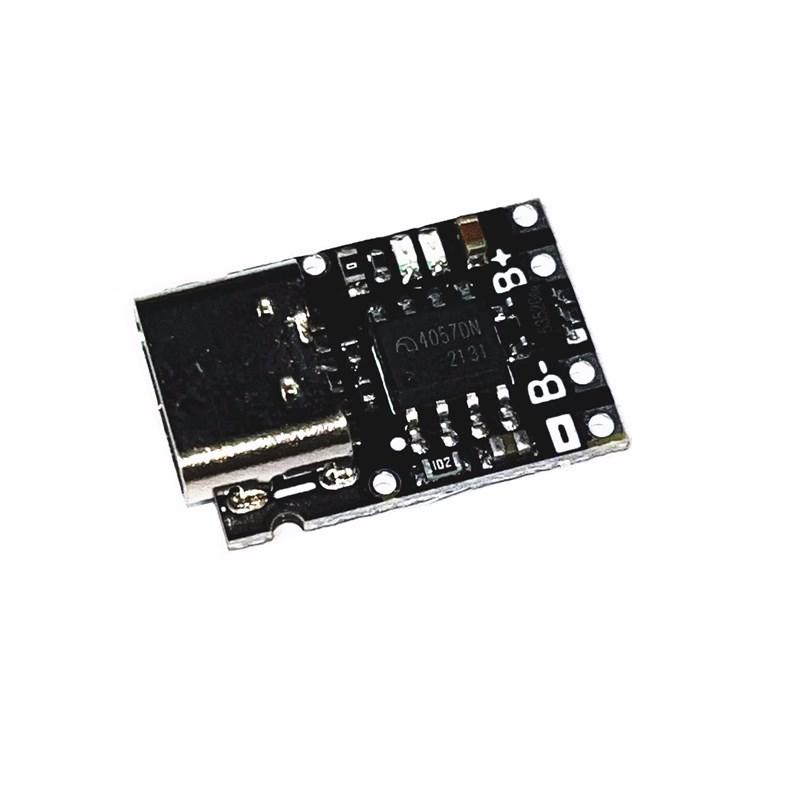 5V Charging and Discharging Integrated Module 3.7V 4.2V18650 Lithium Battery Charging Boost Power Board Protection Type-c