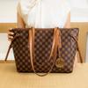 Light Luxury French Large Capacity Women's Tote Bag Business Commuter Checkerboard Shoulder Bag Retro Trendy Set Up Bag