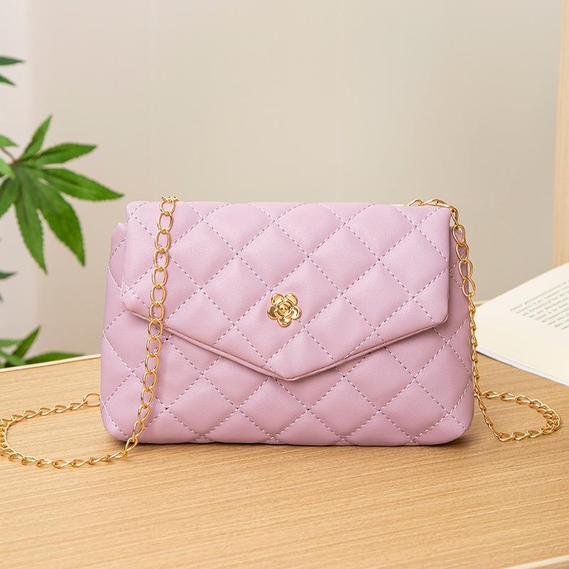 Women's bag new spring and summer fashion trend women's bag one shoulder flower messenger bag one piece
