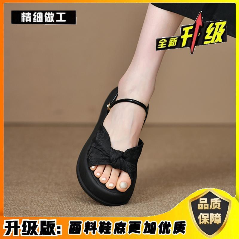 Guochao popular sandals women's 2025 new summer wear high-end Roman shoes platform muffin casual beach shoes