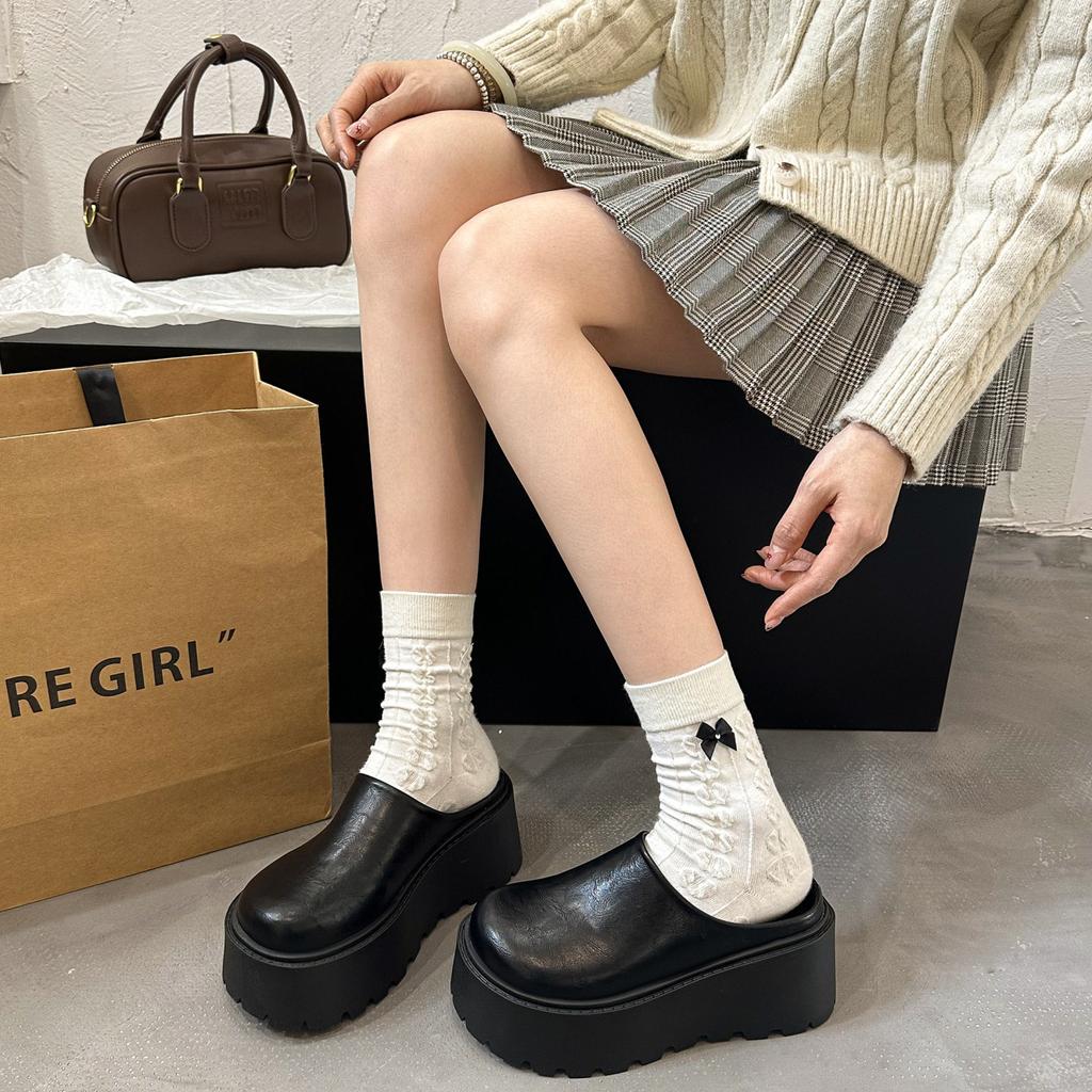 Black bag head half slippers women's outer wear 2025 spring and autumn new thick-soled lazy Muller shoes height-increasing shorty music shoes