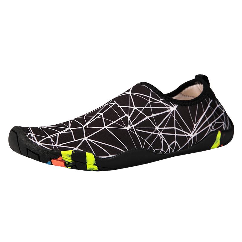 New Unisex Water Athletic Shoes Barefoot Quick-Dry Aqua Yoga Socks Easy Slip-On For Men Women Barefoot Surfing Upstream Athletic Shoes 35-47