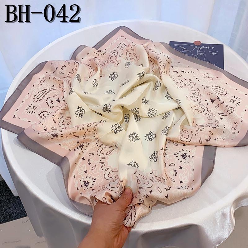 Women's French-Style Polka Dot Silk-Emulation Square Scarf: Versatile Professional Hairband & Suit Accessory